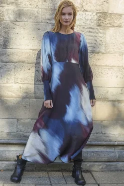 Love737-22 19372*Love & Divine Best