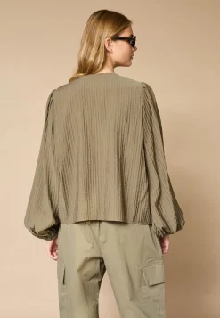 Love & Divine Love1464 19470< Bluser & Skjorter