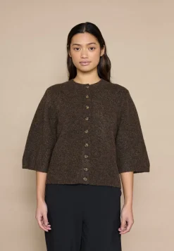 Love & Divine Love1508 19659< Strik|Bluser & Skjorter