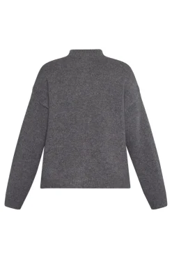 Luca-Pu 19076*Sisters Point Sale