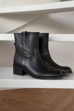 Phenumb Copenhagen Martina Low< Phenumb Copenhagen|Støvler