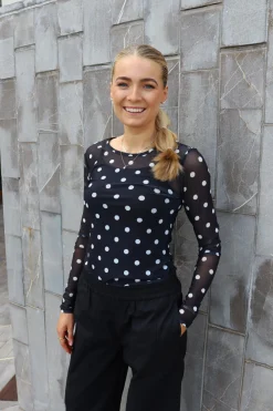 Liberte Mesh Ls Tshirt 22065< T-Shirts & Toppe