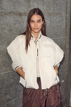 Haute L'Amitié Mount Puffer Vest HL10159< Veste