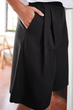 Neo Noir Nika Bermuda Shorts< Shorts