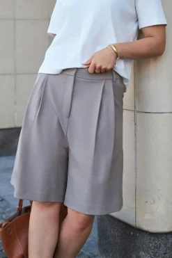 Nika Structure Bermuda Shorts 165353*Neo Noir Best