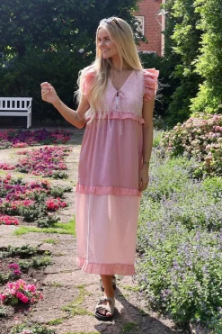 Liberte Nor-Frill-Dress 22236< Kjoler