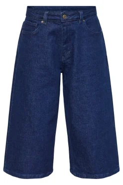 Olina-Je1 19233*Sisters Point Sale