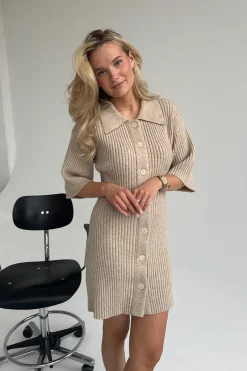 BYIC Oliviaic Knit Dress 1199< Kjoler|Ammevenligt Tøj