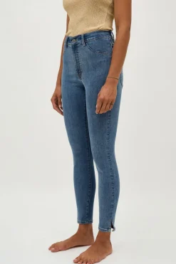 One C-G*Global Funk Hot