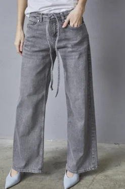 Onea-Belt.Je4 18368*Sisters Point Best