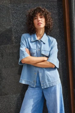 Only Onlbelle S/S Shirt Gua 15347084< Bluser & Skjorter