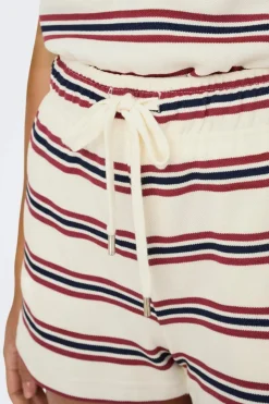 Onlevie Shorts*Only Discount