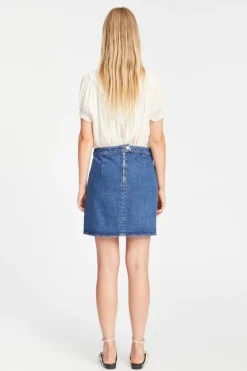 Pabna 252121025204*Munthe New