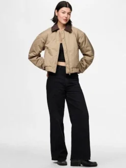 Pieces Pcjorma Short Padded Bomber Jacket< Overtøj & Jakker