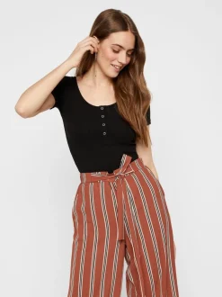 Pieces PcKitte SS Top< T-Shirts & Toppe