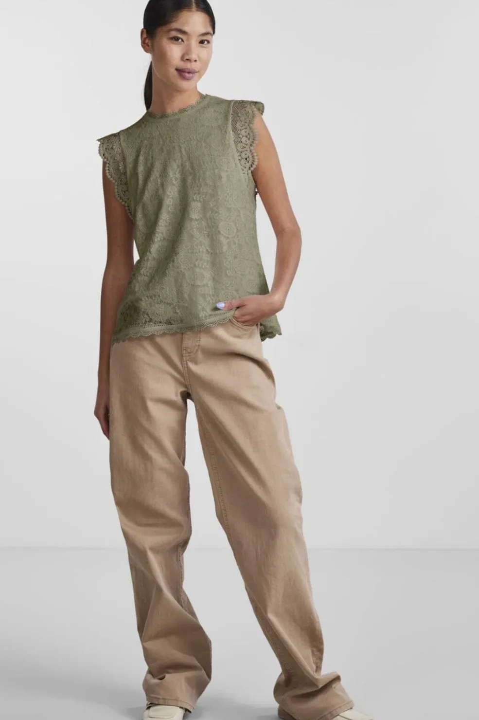 Pieces Pcolline Sl Lace Top 17120454< T-Shirts & Toppe