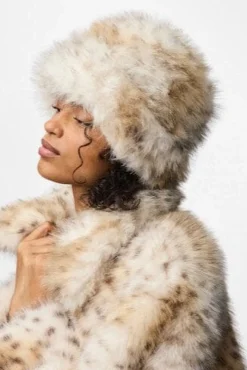 Pieces Pcplush Fluffy Hat< Hue, Hat & Handsker