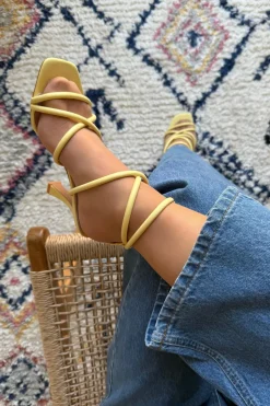 Petunia*Bloom Online