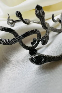 Poison Snake Earring*O element Outlet