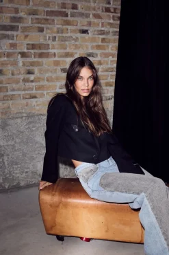 Premiere Crop Strap Blazer HL10475*Haute L'Amitié Outlet