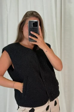 A-bee Rebekka Vest< Veste