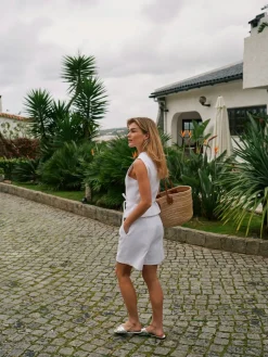 Neo Noir Samara Ramie Waistcoat 165105< Veste