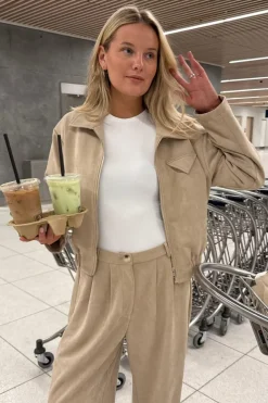 BYIC Sarahic Short Jacket A23725< Overtøj & Jakker