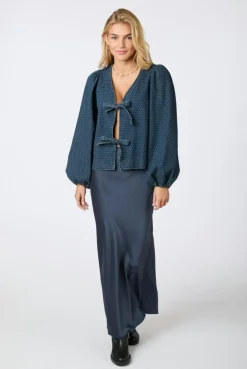 Neo Noir Silvi Overdyed Dot Blouse< Bluser & Skjorter|Ammevenligt Tøj