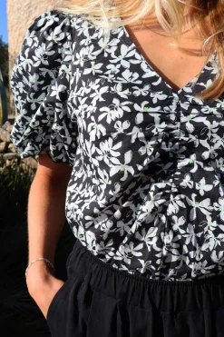 Liberte Siona-V-Neck-Blouse 22186< Bluser & Skjorter