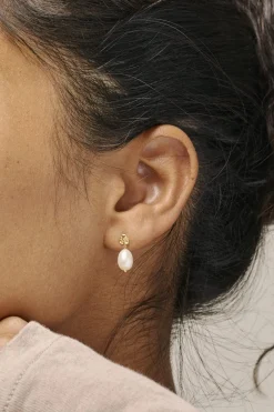 Studs, Poe Pearl*Enamel Copenhagen Sale