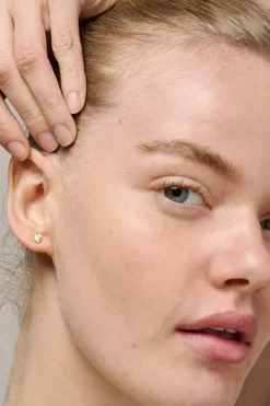 Studs, Small Sunshine E420G*Enamel Copenhagen Clearance