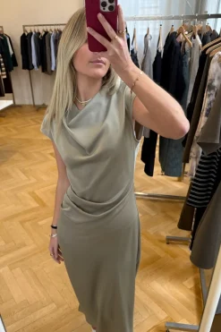 Modström Tailormd Dress 58386< Kjoler