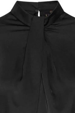 Tara Blouse*Karmamia