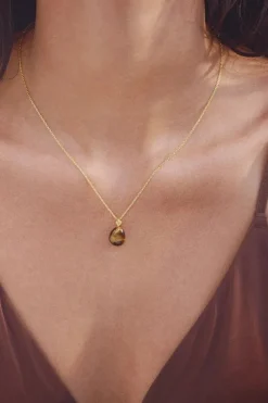 Maanesten Tiger Eye Earth Pendant< Halskæder