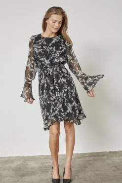 Sisters Point Umana-Dr 19118< Kjoler