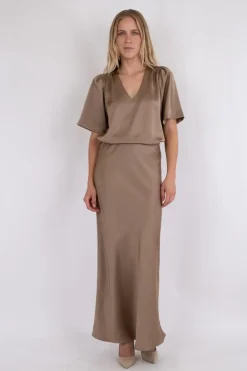 Vicky Heavy Sateen Skirt*Neo Noir Clearance