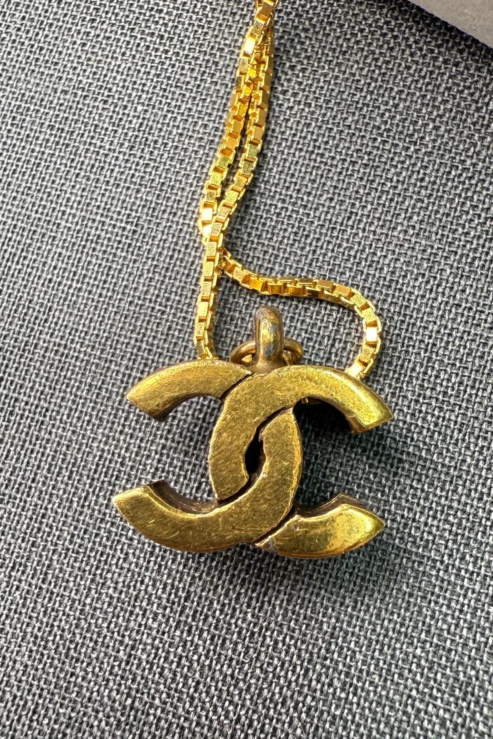 Preloved Vintageline x Molly&My Vintage Chanel CC Vedhæng 2< Halskæder