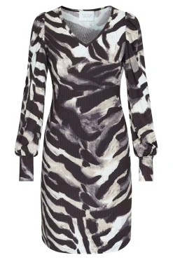 Vya-V.Dr 19329*Sisters Point Outlet