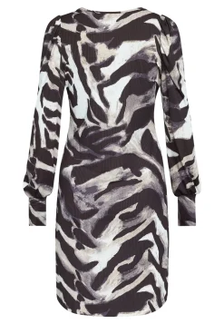 Vya-V.Dr 19329*Sisters Point Outlet