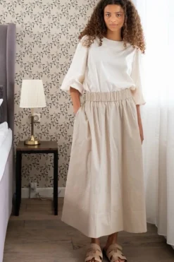 Yara Poplin Skirt*Neo Noir Hot