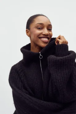 Yoza-M 63247572*MbyM New