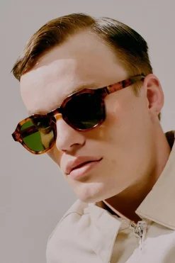 A. Kjærbede Zan< Solbriller